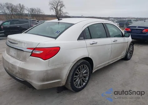 2011 Chrysler 200 Limited из США, поврежденный, VIN 1C3BC2FG8BN503950